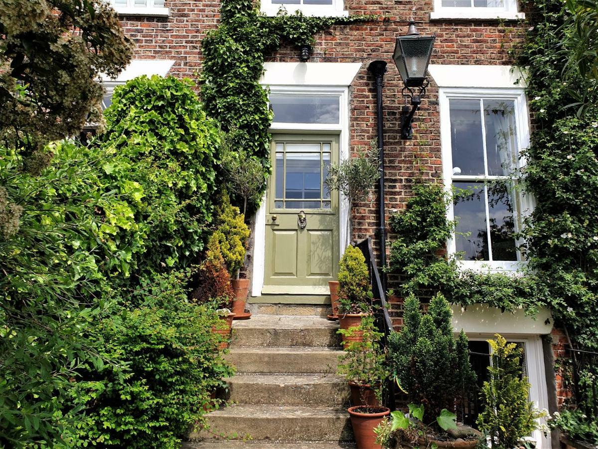 Bed and Breakfast Saint Hilda'S House Whitby Exterior foto